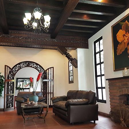 Kal Nawi Hotel San Salvador Esterno foto