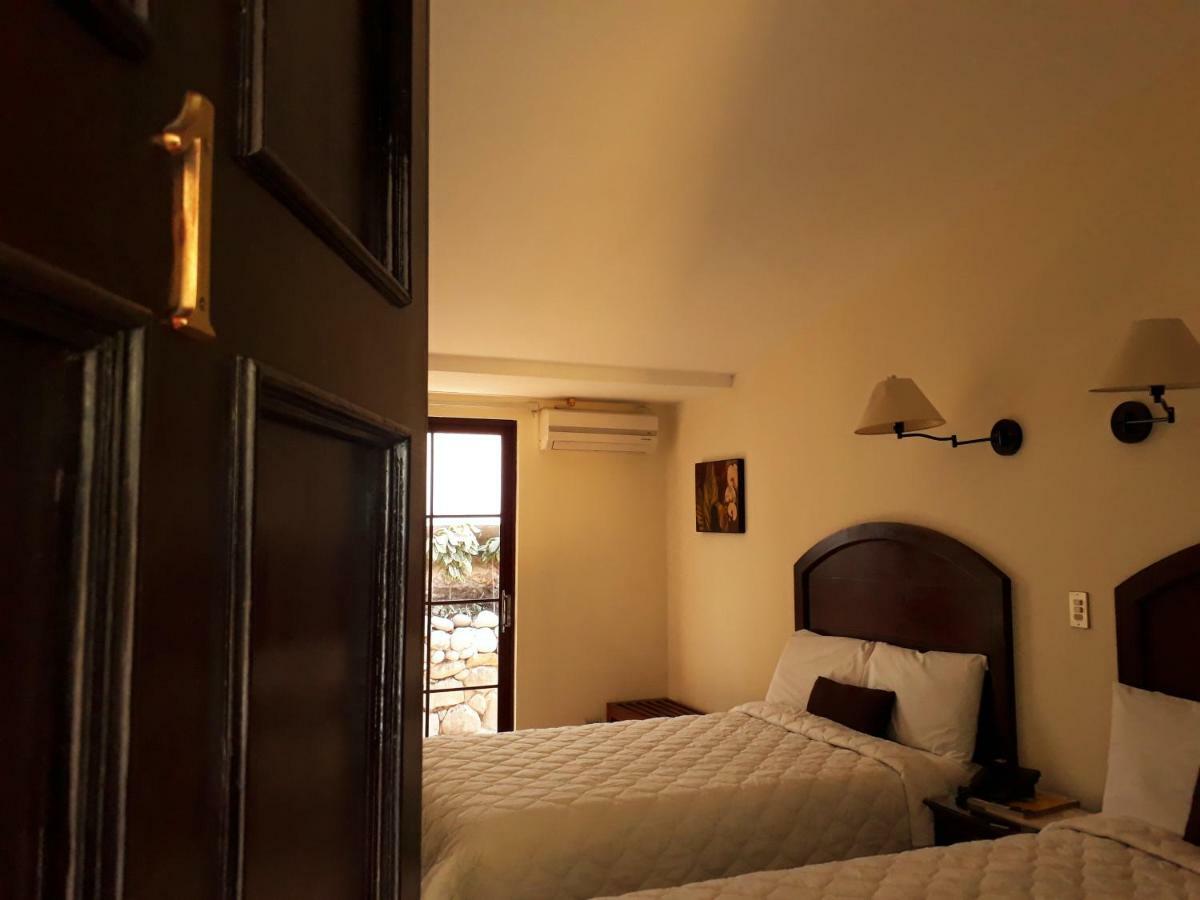 Kal Nawi Hotel San Salvador Esterno foto